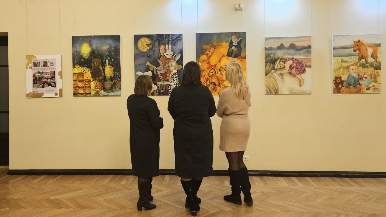 Krustpilī skatāma “Mākslas dārzs” gleznu izstāde