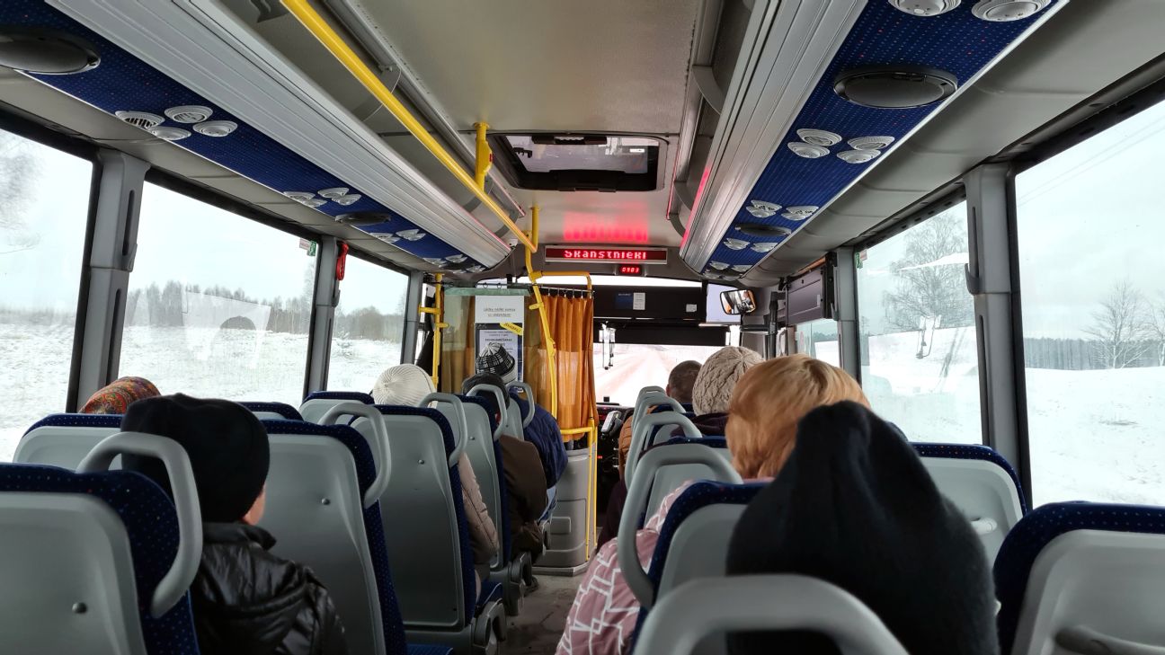 Aptaujā atklāj sabiedriskā transporta šoferu uzvedības pārkāpumus