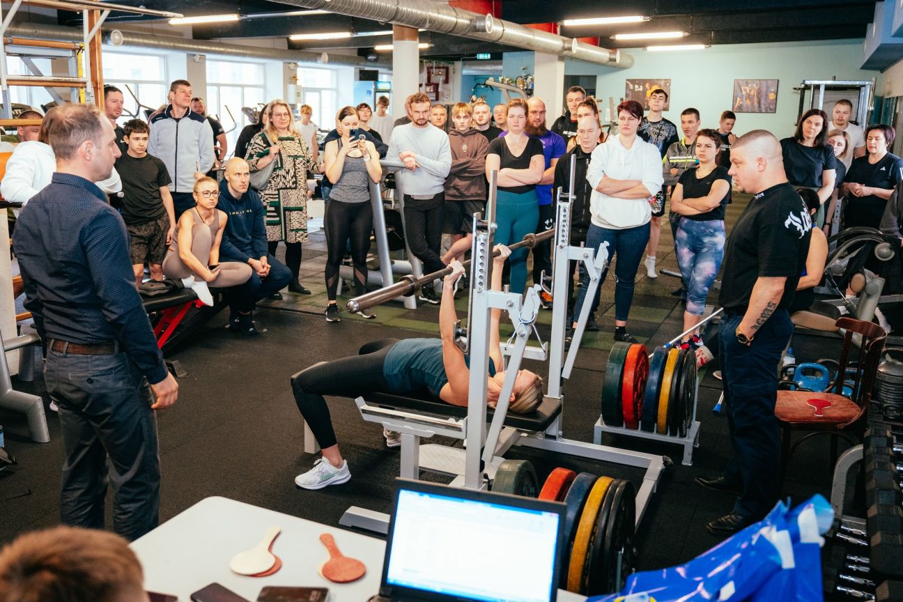 Jēkabpilī aizvadīts iesācēju kauss svaru stieņa spiešanā guļus 