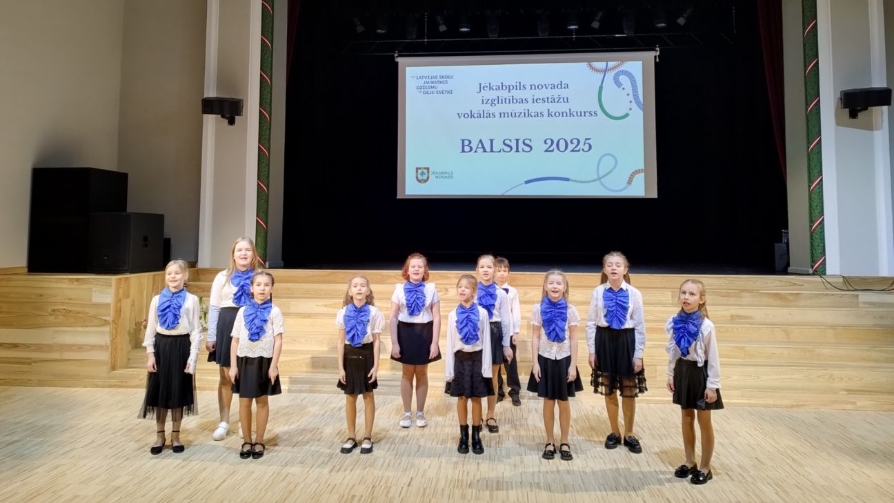Jēkabpilī aizvadīts vokālās mūzikas konkurss “Balsis 2025”
