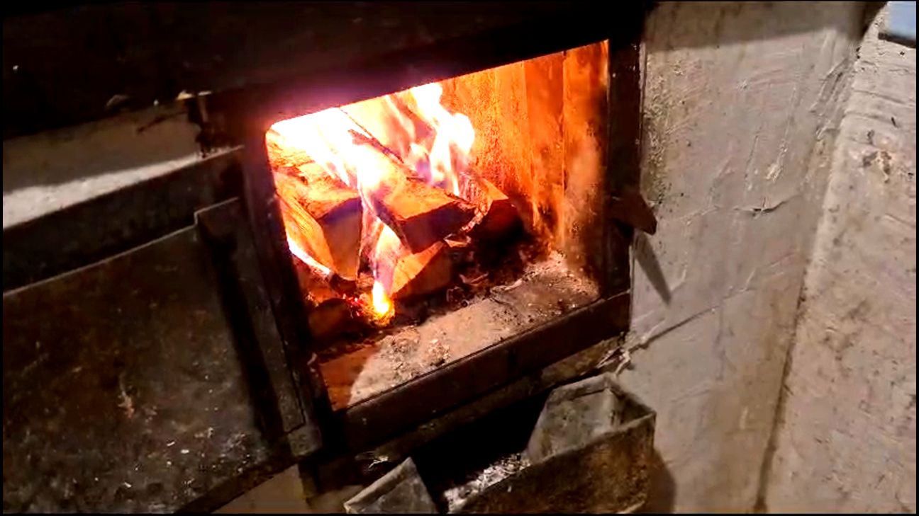 Jēkabpilī divās mājās deg sodrēji, bet dzīvoklī piedeg ēdiens