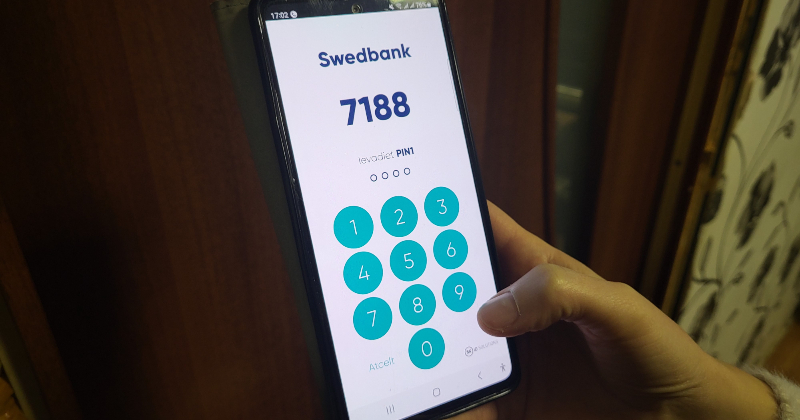 Jēkabpilī sievietei izkrāpti vairāk nekā 6000 eiro