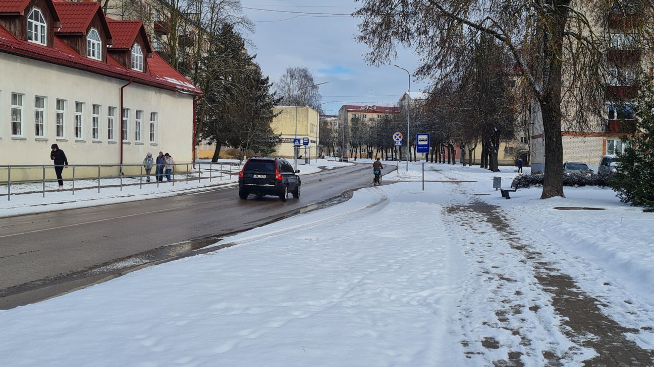 Aizkraukles novadā policija pamestos spēkratus varēs pārvietot uz speciālu stāvvietu