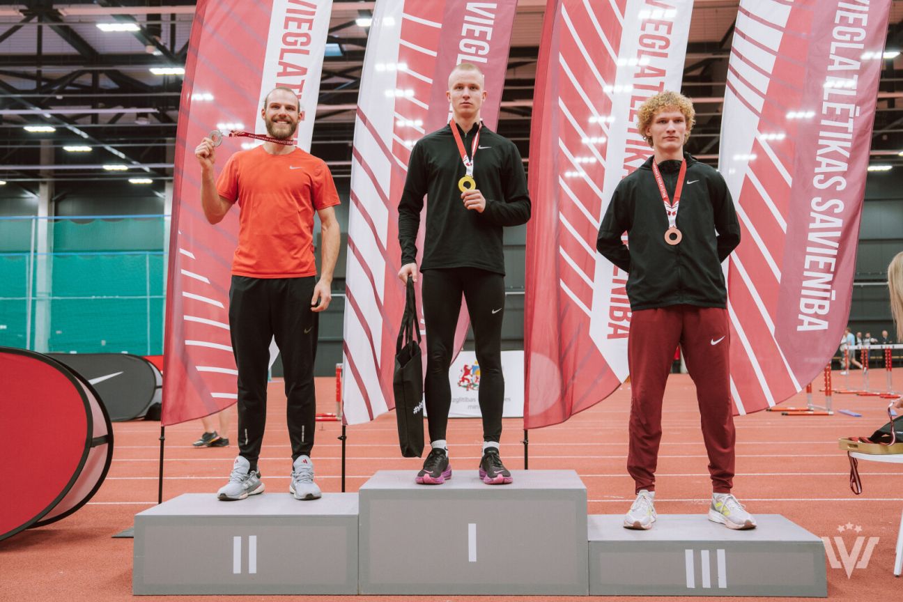 Emīls Lamba izcīna savu pirmo zelta medaļu pieaugušo konkurencē