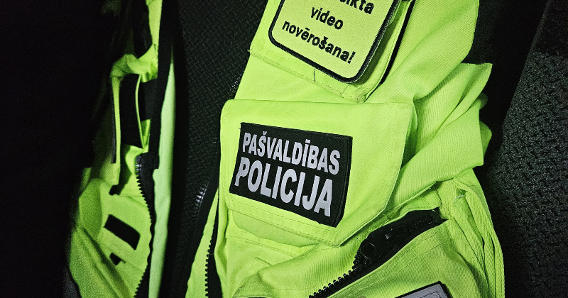 Jēkabpils novada pa&scaron;valdības policija notvērusi meklē&scaron;anā eso&scaron;u personu