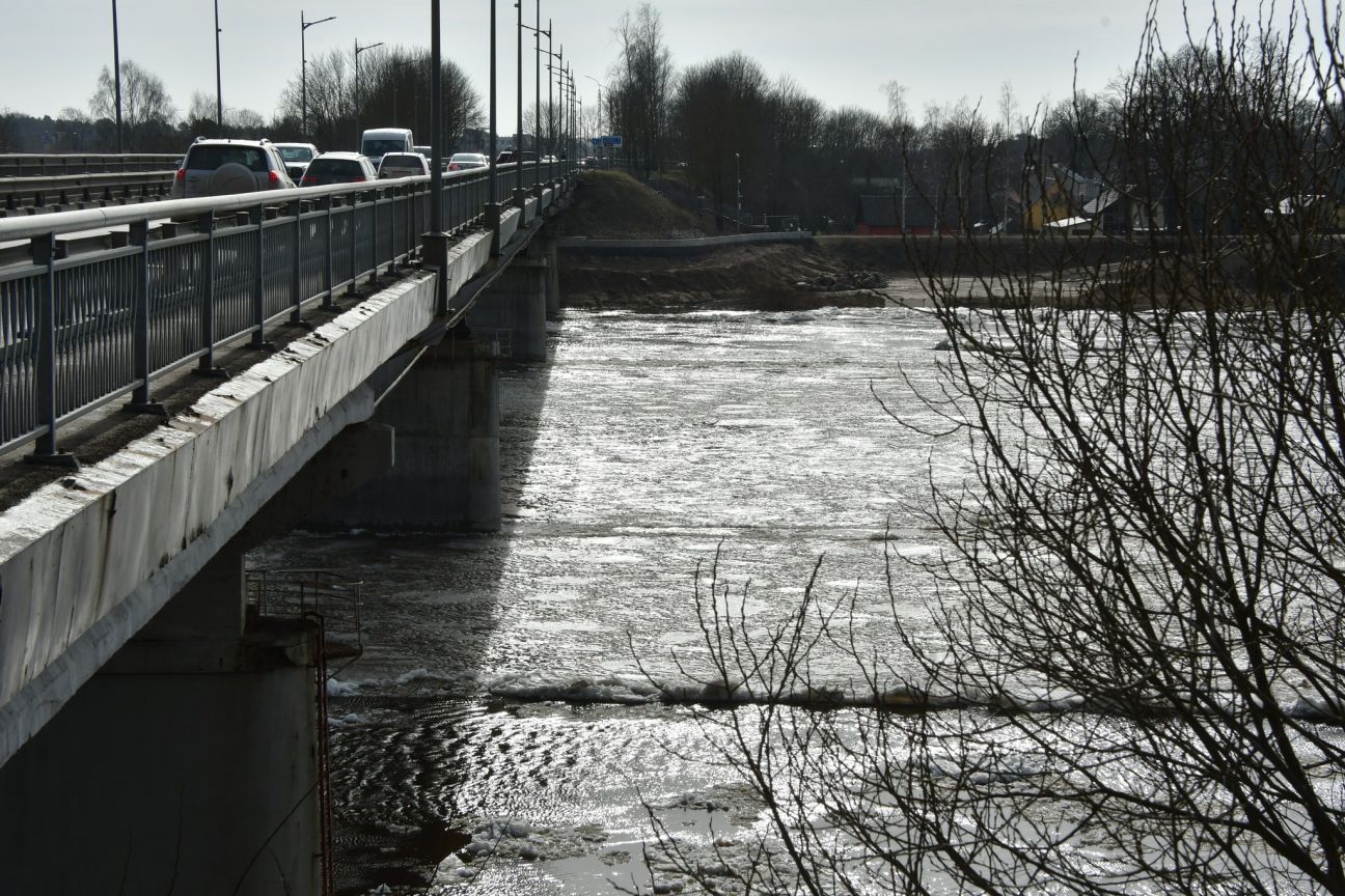 Daugavā pie Zeļķiem iespējama zemāko vietu applūšana