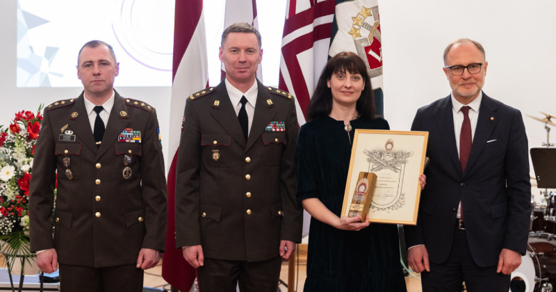 Līvānu novada Kultūras centrs saņem Aizsardzības ministrijas Goda rakstu