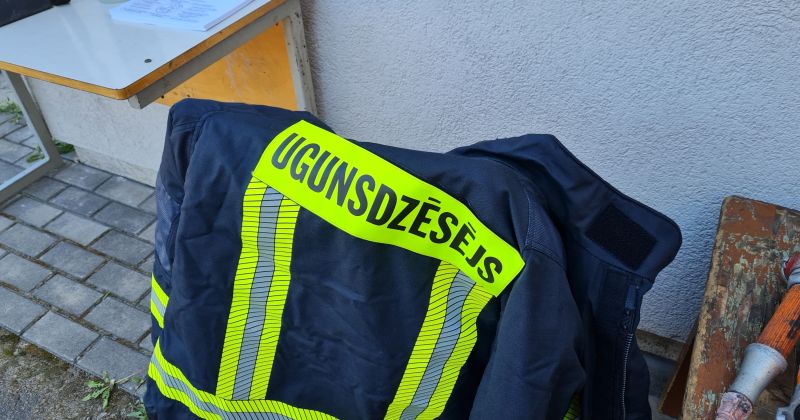 Elk&scaron;ņu pagastā ugunsgrēkā gājis bojā cilvēks (PAPILDINĀTS)