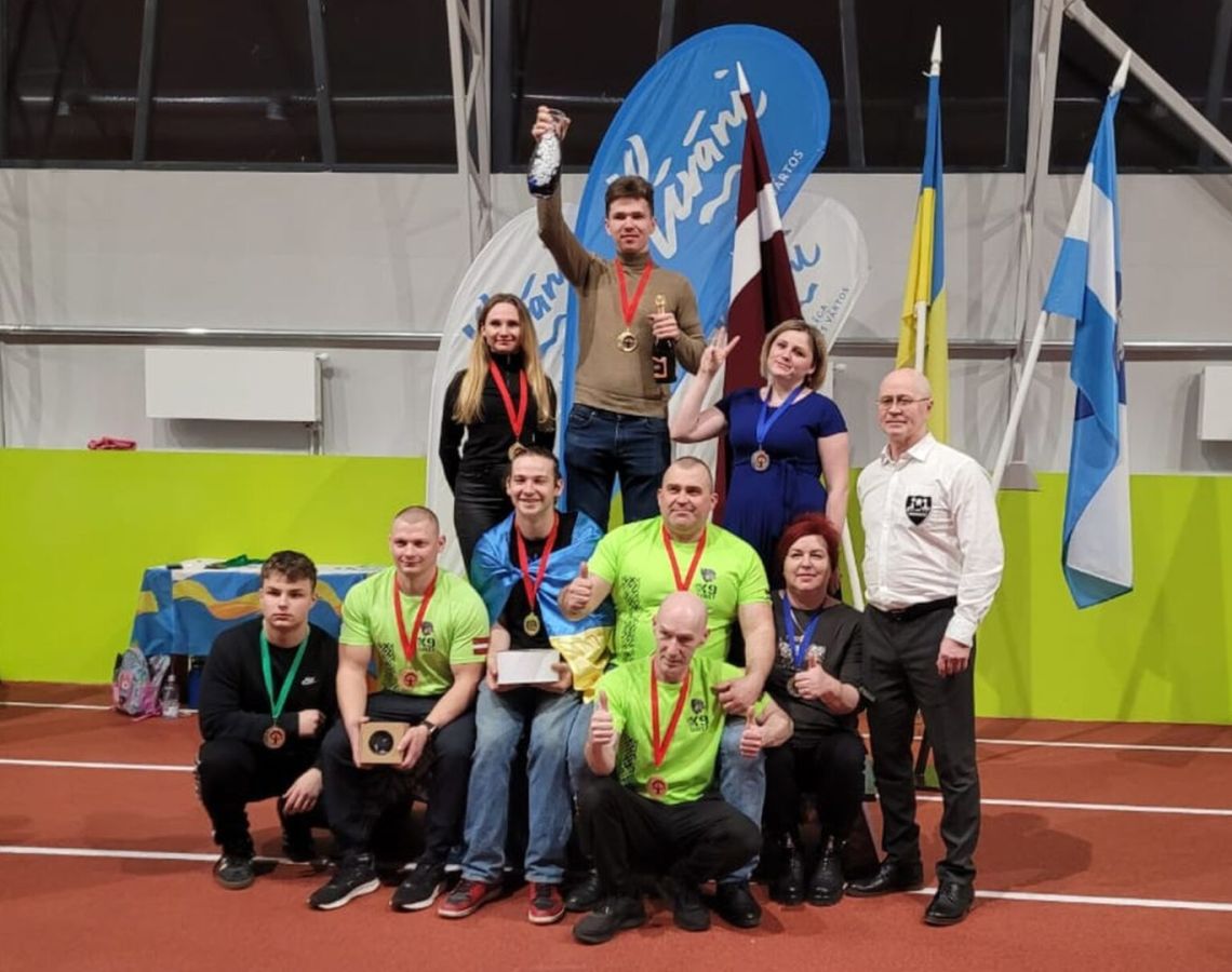 Jēkabpiliešiem 1. vieta Latvijas kausa posmā spiešanā guļus