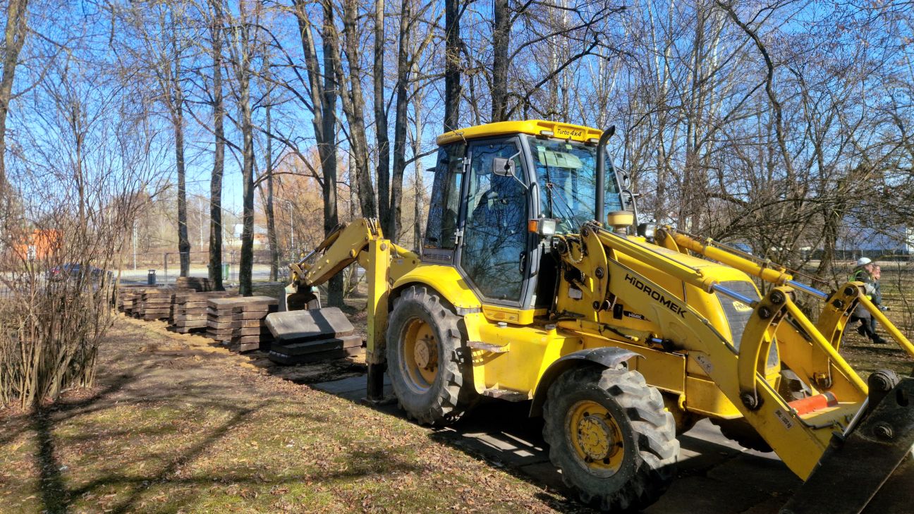 Kādreizējā padomju memoriāla teritorija pārtaps atpūtas parkā