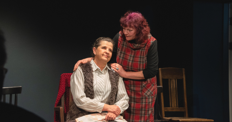 Amatierteātri demonstrē žūrijai un skatītājiem iestudētās izrādes