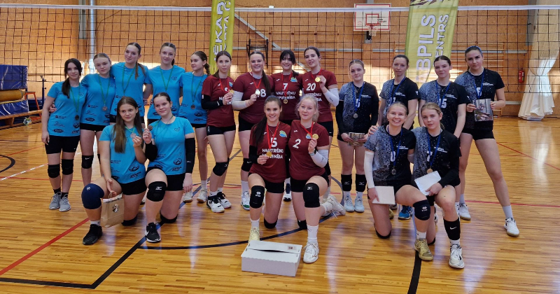 Volejbola turnīrā triumfē &ldquo;Bērzgale&rdquo; un &ldquo;Aknīste&rdquo;