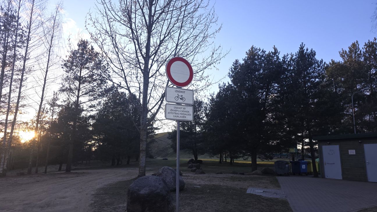 Jēkabpils Mežaparka veiktas izmaiņas satiksmes organizācijā (SHĒMA)