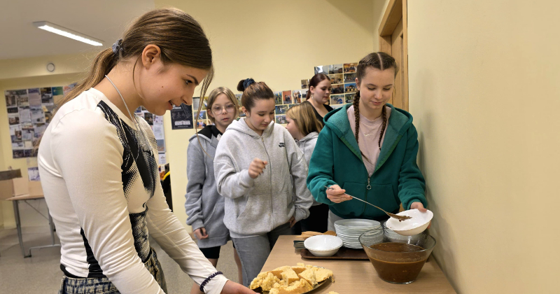 Lesoto jaunie&scaron;i izglīto latvie&scaron;us par savu valsti un tās tradīcijām
