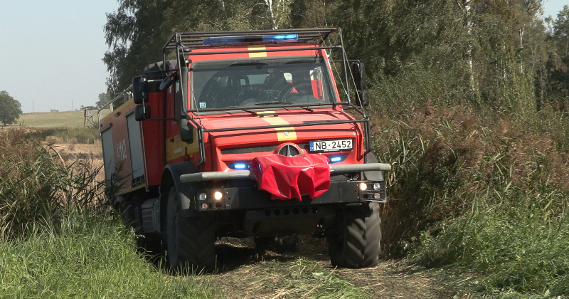Varie&scaron;u pagastā izcēlies pla&scaron;s meža ugunsgrēks