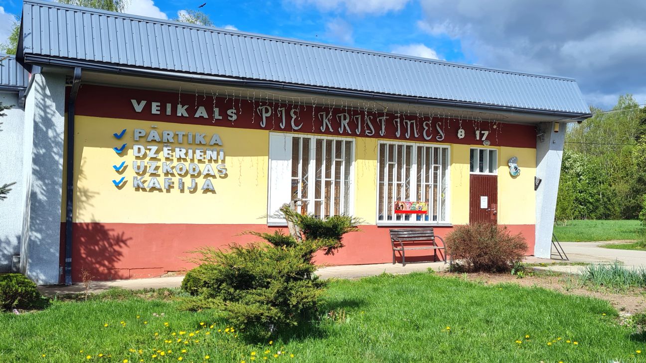 Pēc ažiotāžas par preču derīguma termiņu slēdz Jersikas veikalu