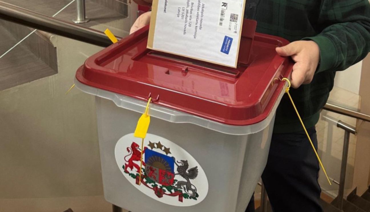 Jēkabpilī vēlēšanu komisija saņem pirmo pasta balsojumu no ārzemēm