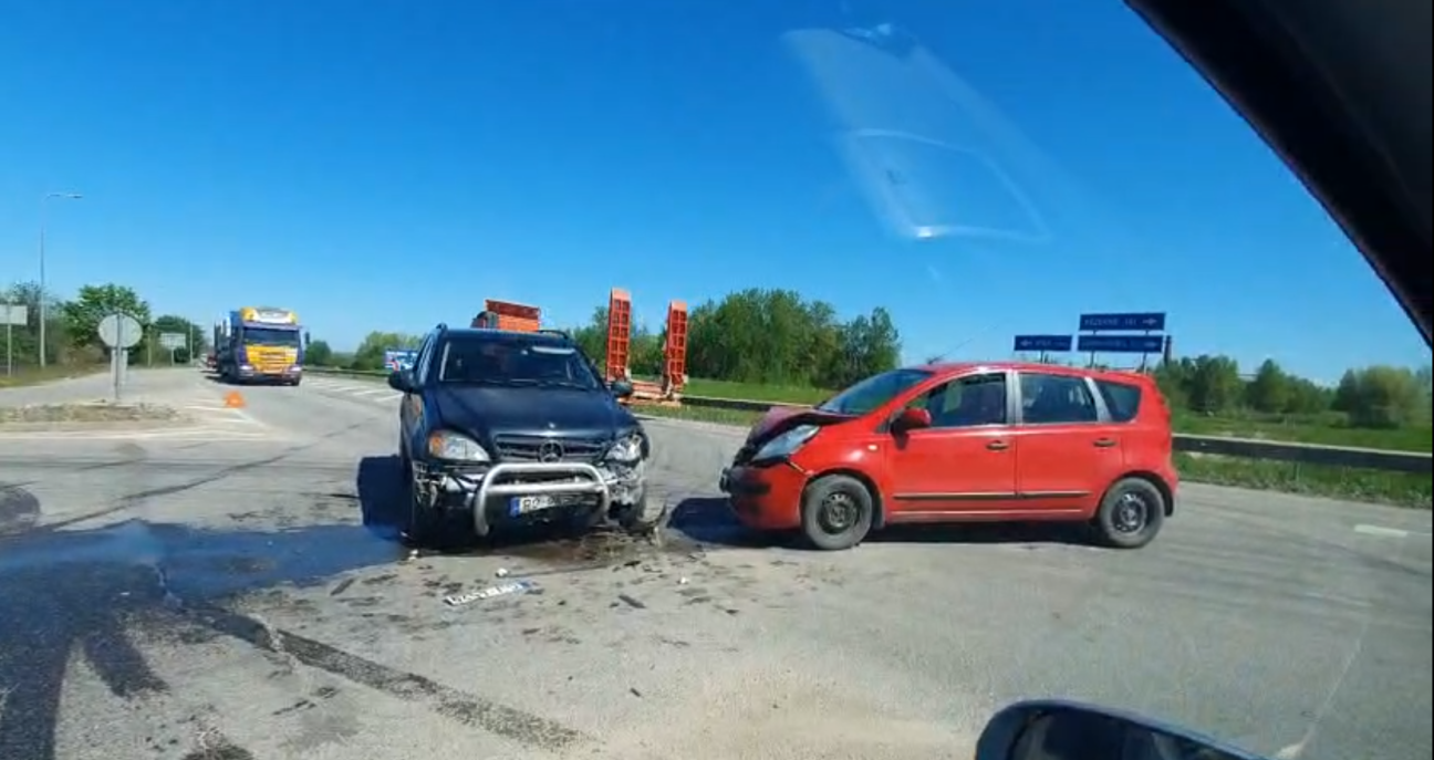 Jēkabpilī saduras divi spēkrati