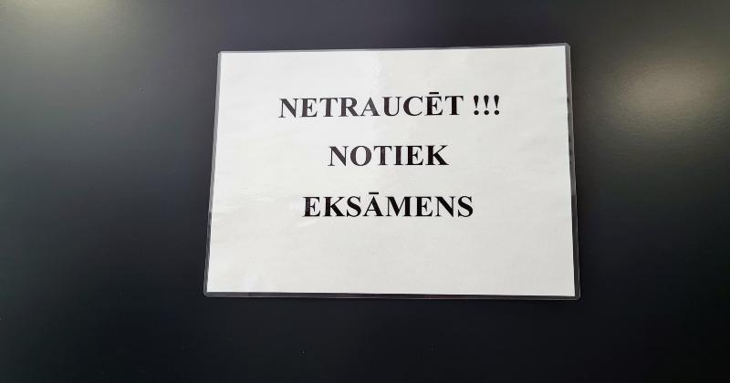 Mācību līdzekļu trūkums ietekmē gatavību eksāmeniem