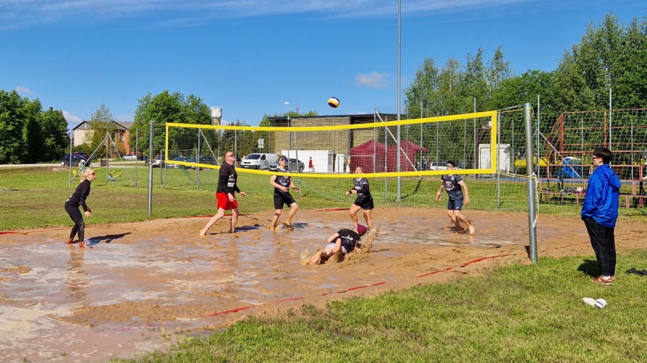 Zīlānos aizvadīti sportiski un azartiski dārza svētki