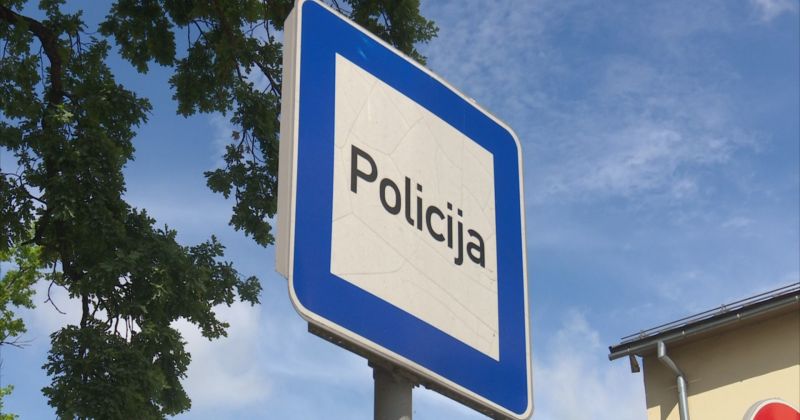 Jaunjelgavā seniors neuzmanības dēļ izraisa avāriju 