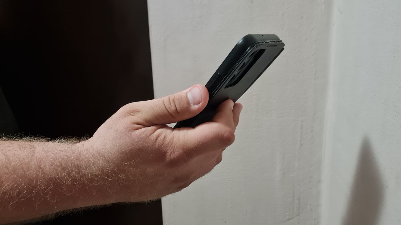 Jēkabpilī kādam vīrietim izkrāpti 4500 eiro