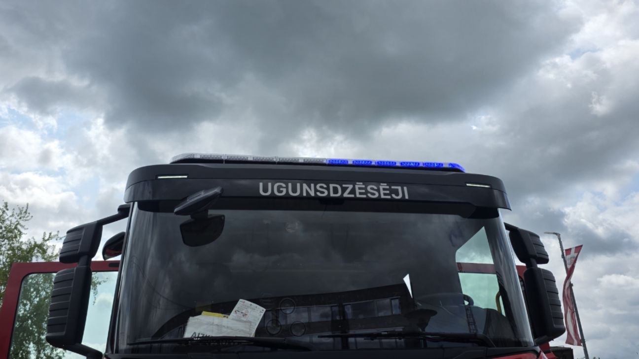 Rites pagastā nodeg māja