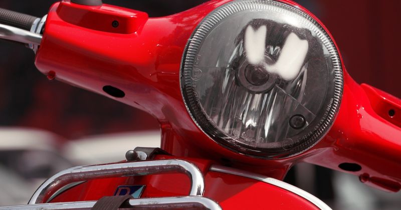 Salas pagastā motorollera un velosipēda sadursmē cietusi sieviete