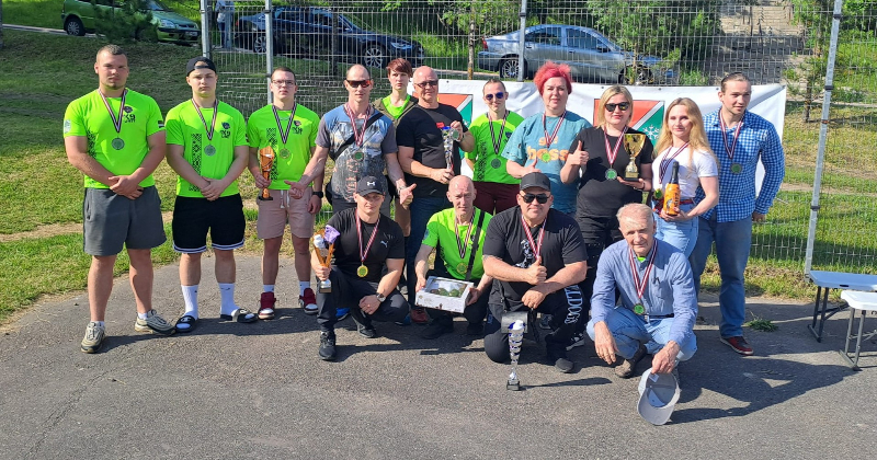 Jēkabpilie&scaron;i izcīna 3. vietu Latvijas čempionātā svaru stieņa spie&scaron;anā guļus