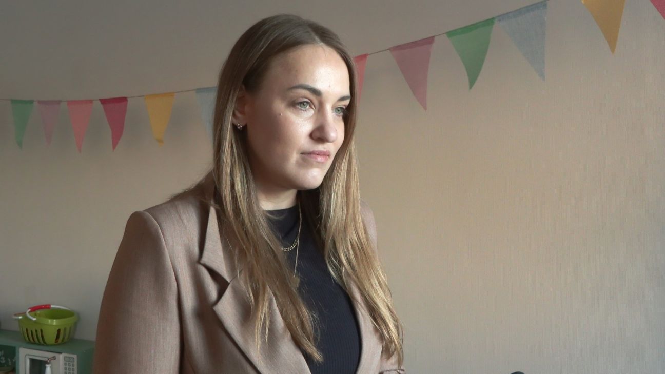 Deputātu vizītkartes: Elīna Bataraga