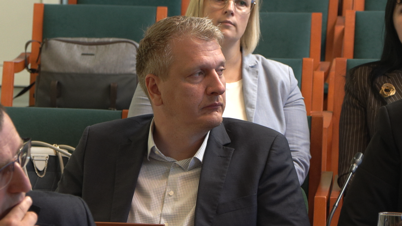 Deputātu vizītkartes: Kristaps Nenišķis