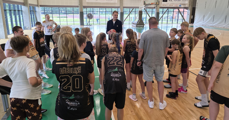 &ldquo;Darām, darām, uzvaram!&rdquo; &ndash; Jēkabpilī top jaunie basketbola talanti