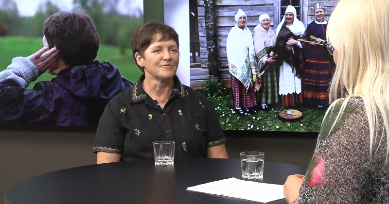Tepat aiz horizonta: folkloriste Iveta Tāle par dzīvi, tradīcijām un mūzikas ceļiem Jēkabpilī 