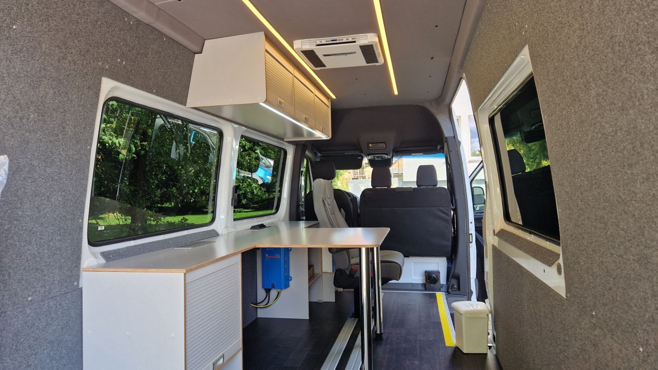 Moderns mikroautobuss atvieglo saziņu ar pašvaldību Līvānu novadā