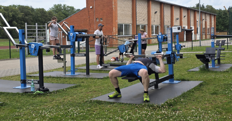 Jēkabpilī testē āra trenažierus &ndash; patīk gan sportistiem, gan iesācējiem