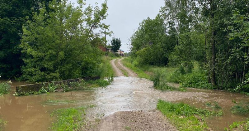 Donaviņā paaugstinājies ūdens līmenis &mdash; vietvara slēdz Aizupes ielas posmu (SHĒMA)