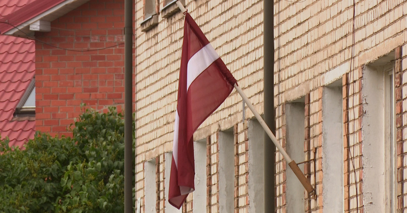Līvānu iedzīvotāji aicināti svētku noskaņai izkārt karogus