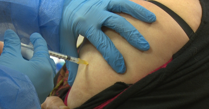 Papla&scaron;ina valsts apmaksātas vakcinācijas iespējas jaunie&scaron;iem līdz 25 gadu vecumam