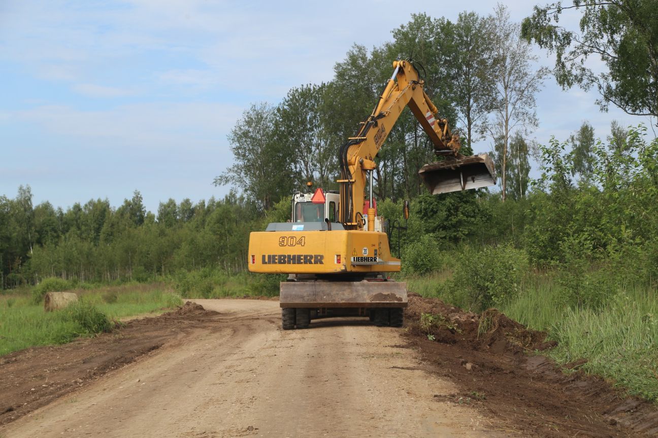 Par 80 tūkstošiem eiro veic apauguma noņemšanu Jēkabpils novada pagastos