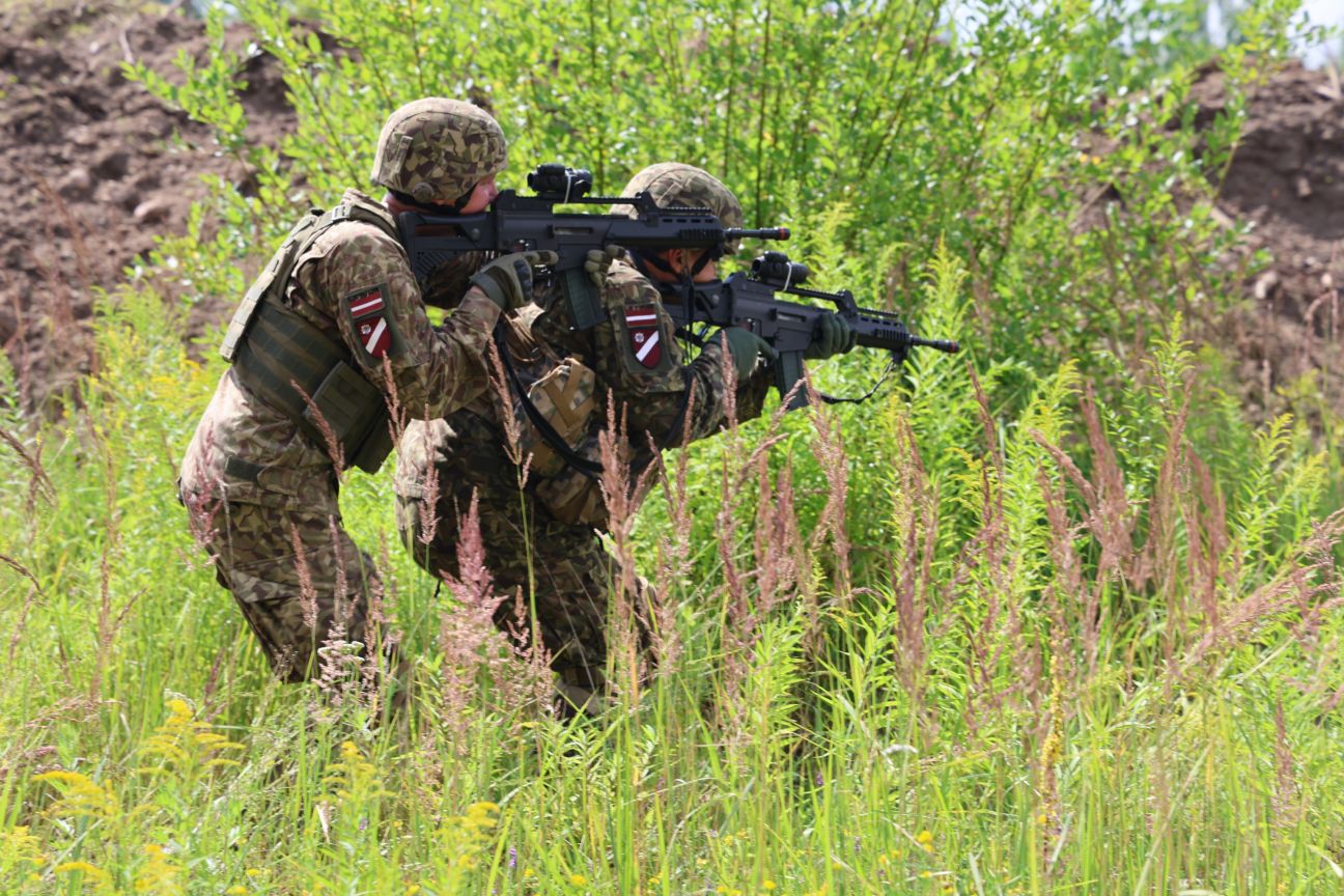 Jēkabpils pilsētā norisinās zemessargu mācības