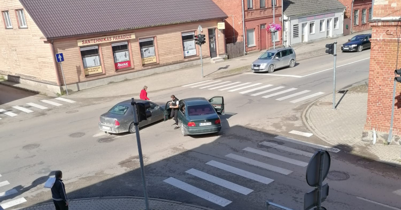 Jēkabpilī pie luksofora noticis ceļu satiksmes negadījums 