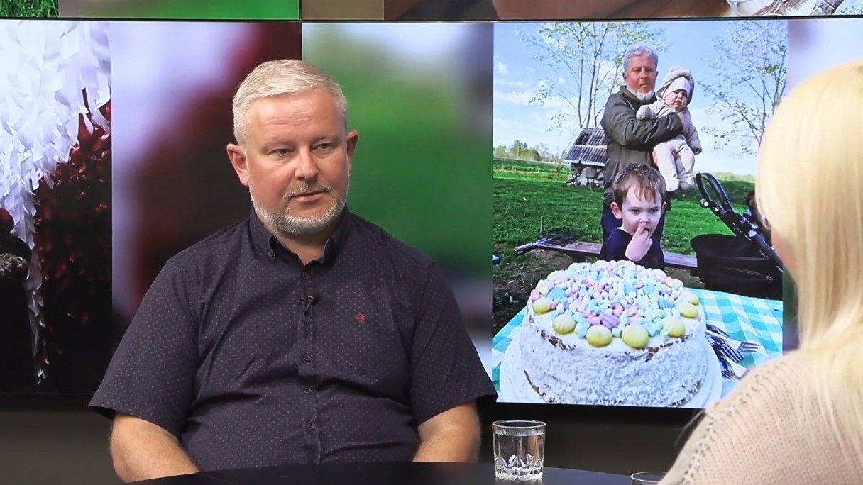 “Tepat aiz horizonta”: Guntars Rožlapa starp ierindu un pirts garu 