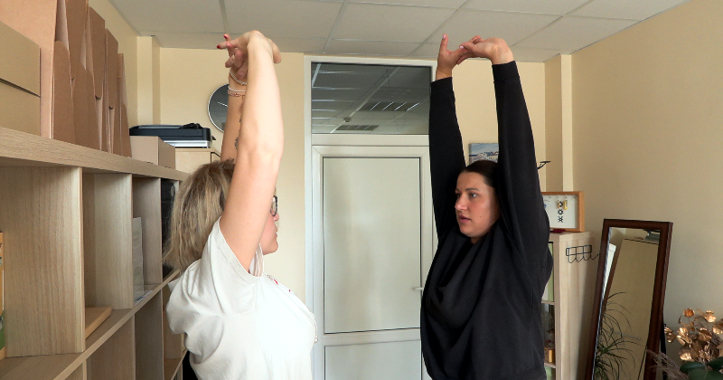 Vingrojumi birojā: arī dažu minū&scaron;u izkustē&scaron;anās palīdz uzlabot pa&scaron;sajūtu