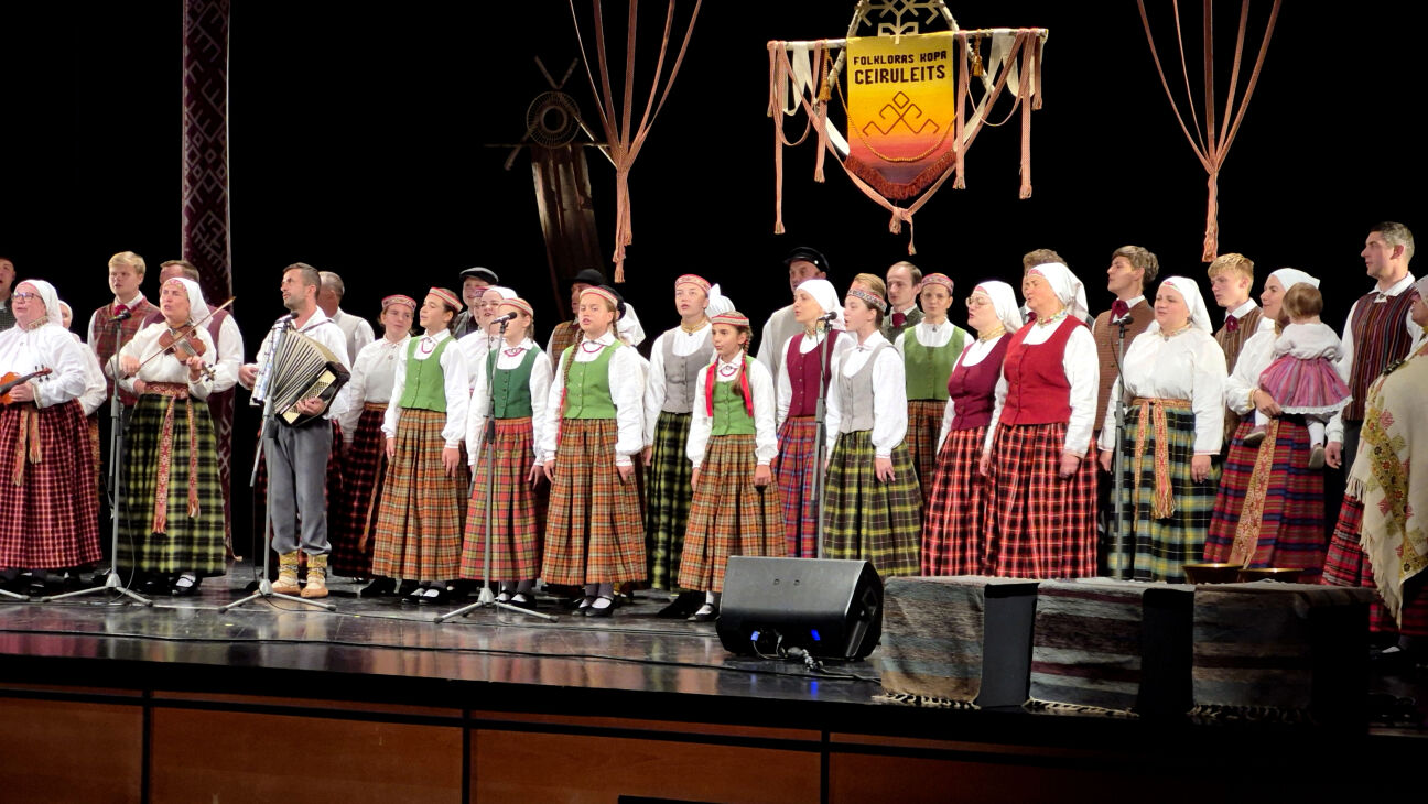 Līvānu folkloras kopa “Ceiruleits” skan jau 35 gadus