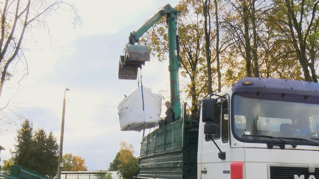 Jēkabpils novada iedzīvotāji aicināti pieteikt bezmaksas lapu izvešanu