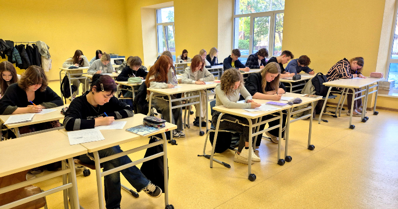 &Scaron;urpu, turpu &ndash; Jēkabpils 2. vidusskolas pedagogu ikdiena