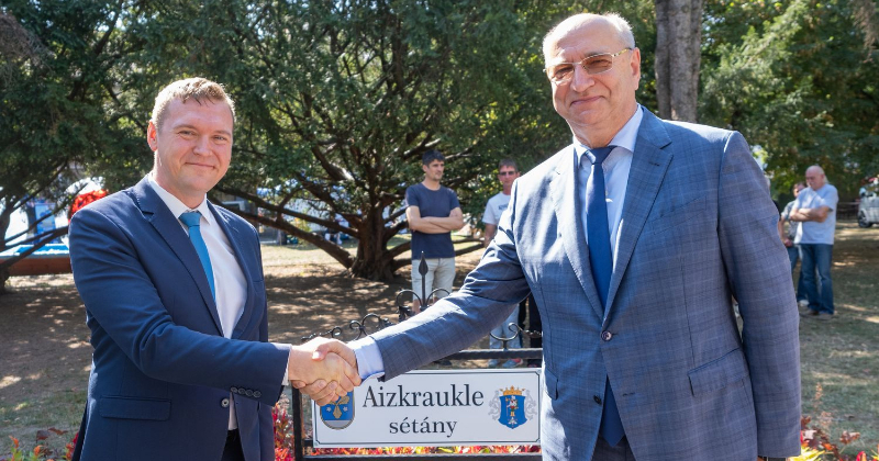 Ungārijā atklāj Aizkraukles promenādi