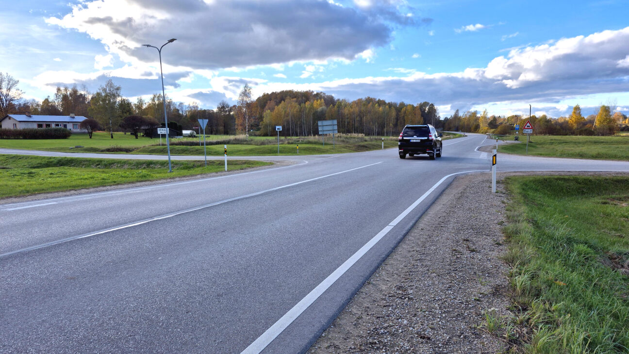 Tauta ziņo: krustojums pie Sēlijas ciema ir satiksmei nedrošs