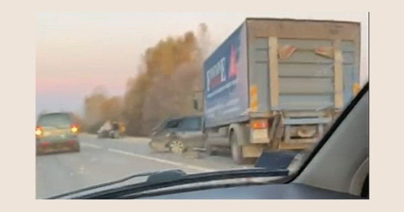 Turku pagastā saskrēju&scaron;ās divas vieglās un viens kravas auto