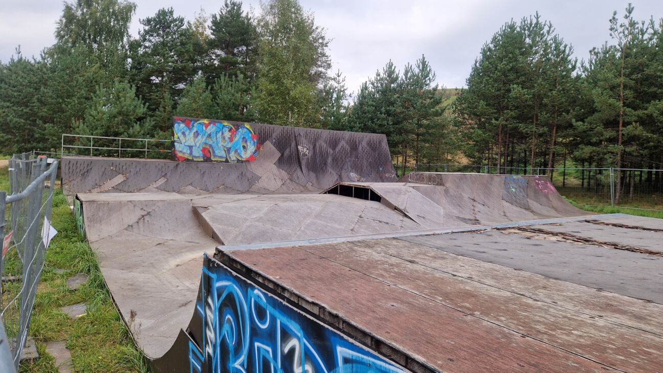 Ikviens aicināts piedalīties Mežaparka skeitparka demontāžā